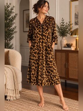 Vintage Granada Leopard Velour Housecoat Robe 1/2 Zip Lounger Dress L